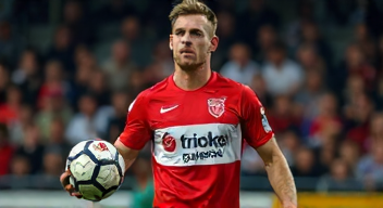 Ich bin Hendrik Wagner, Rückraumspieler bei TBV Lemgo (2/10)